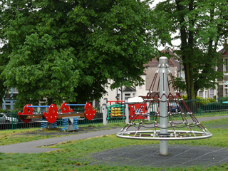 play slide show